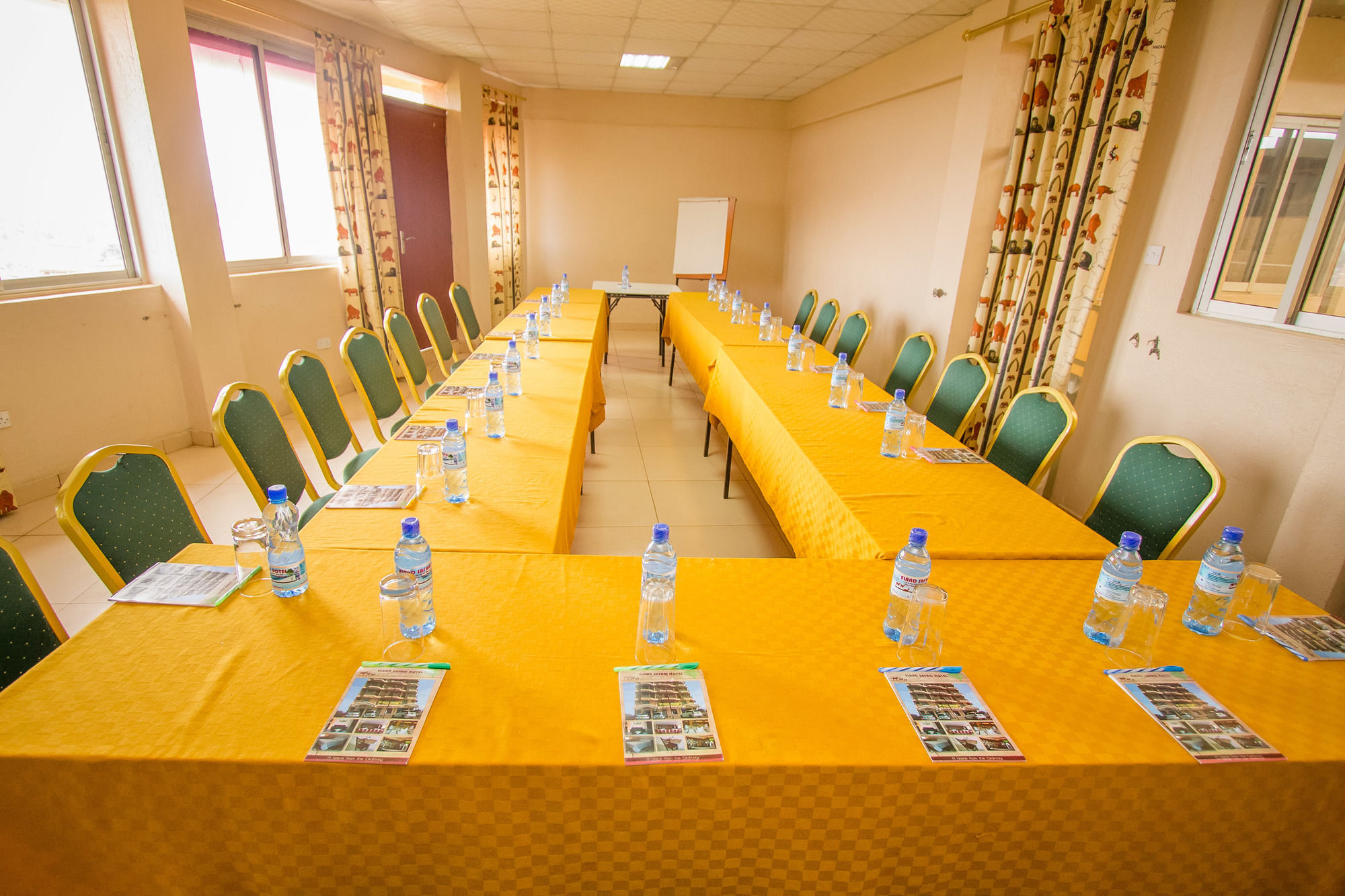 Eland Safari Hotel Nyeri Eksteriør billede