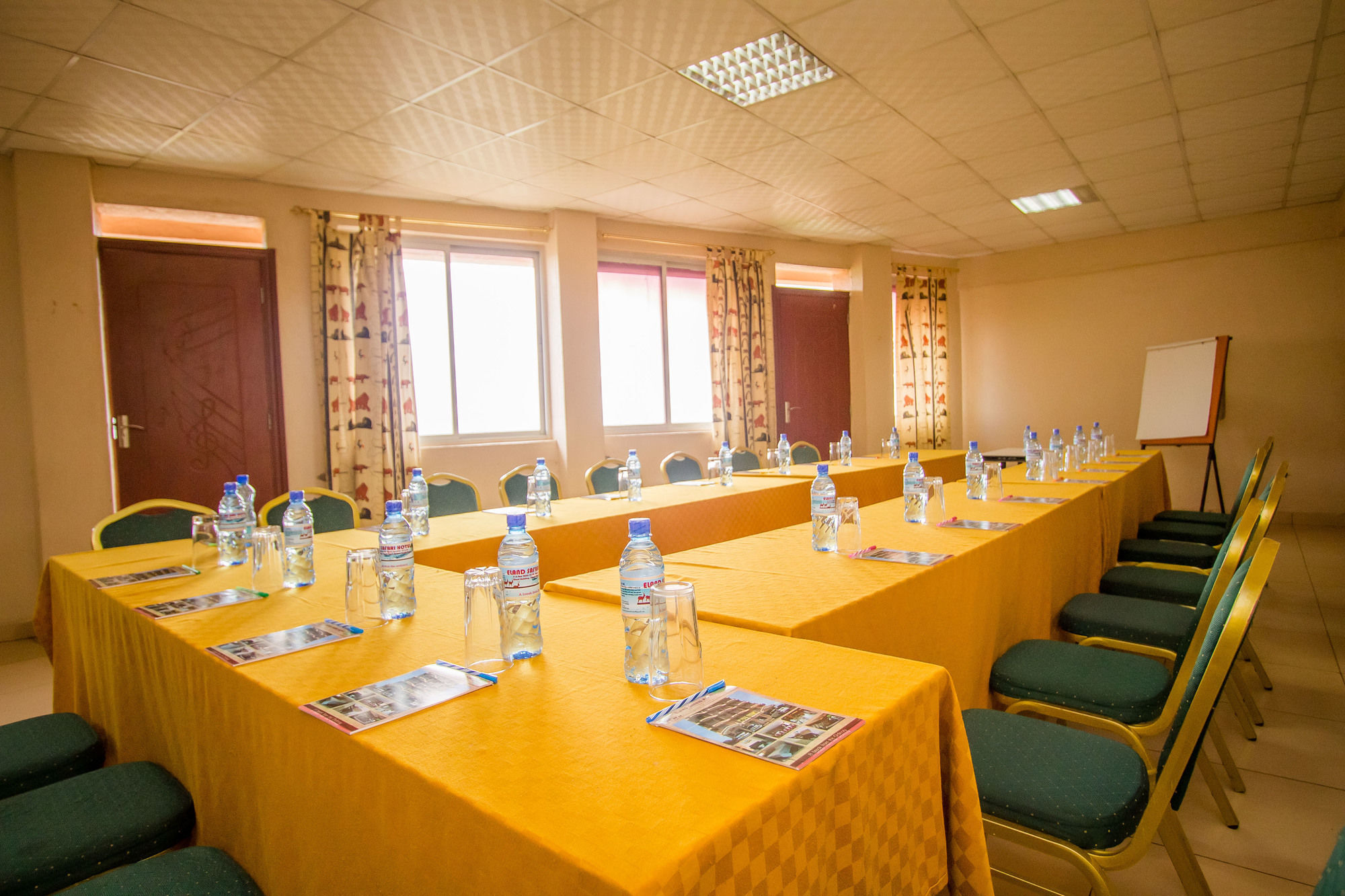 Eland Safari Hotel Nyeri Eksteriør billede